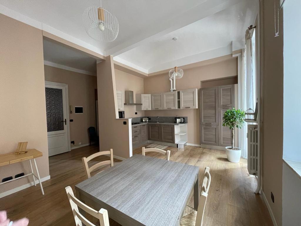 La Petite Maison De La Ville Torino Eksteriør billede